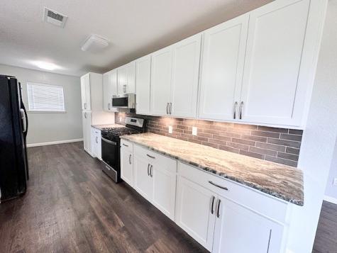 303 Lily Lane Wharton TX 77488