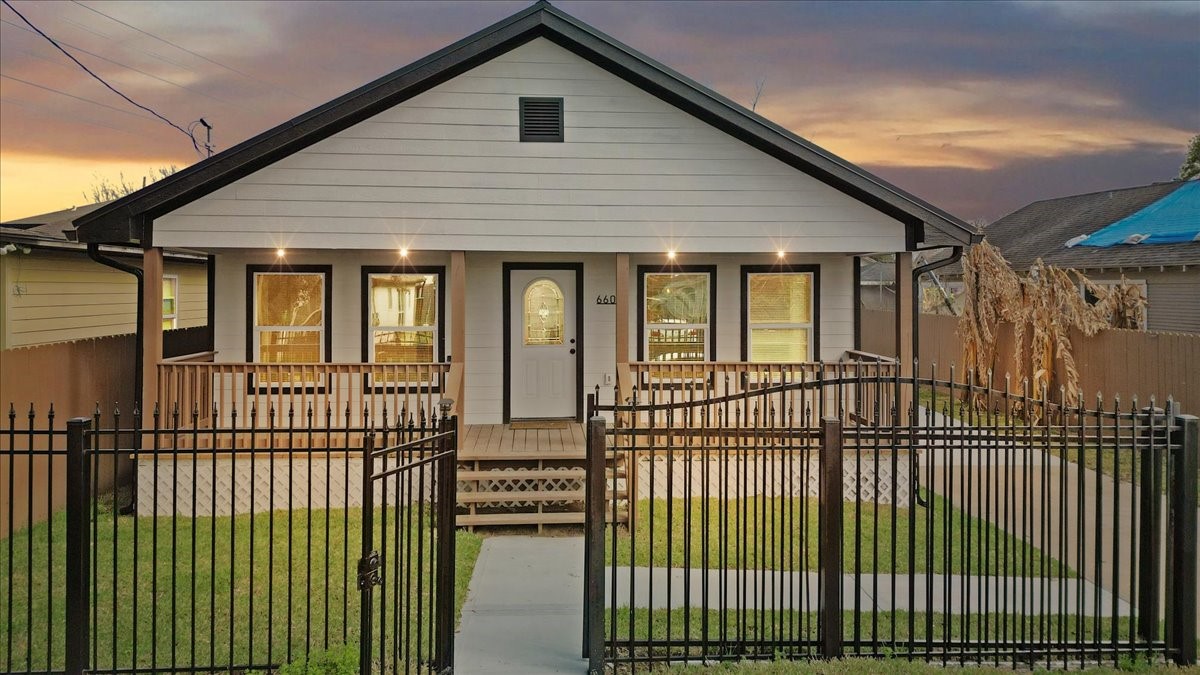6609 Avenue Q Houston TX 77011