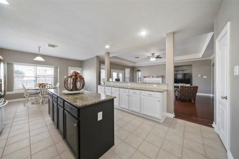 4428 Mae Street Friendswood TX 77546