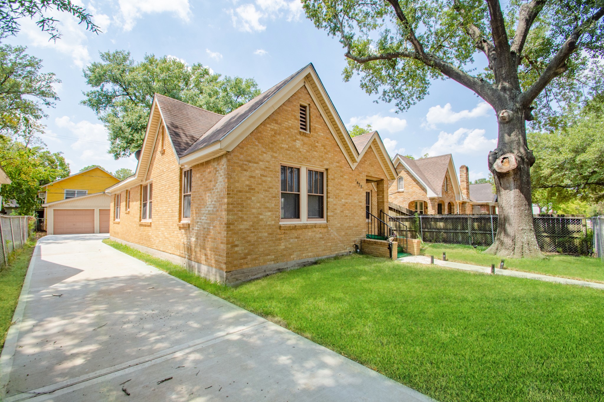 1438 Munger Street Houston TX 77023