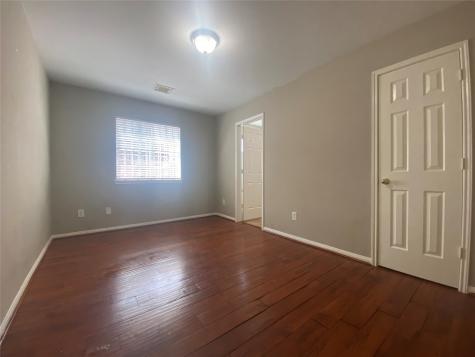 12502 Leader Street Houston TX 77072