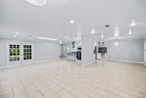 5631 Reamer Street Houston TX 77096
