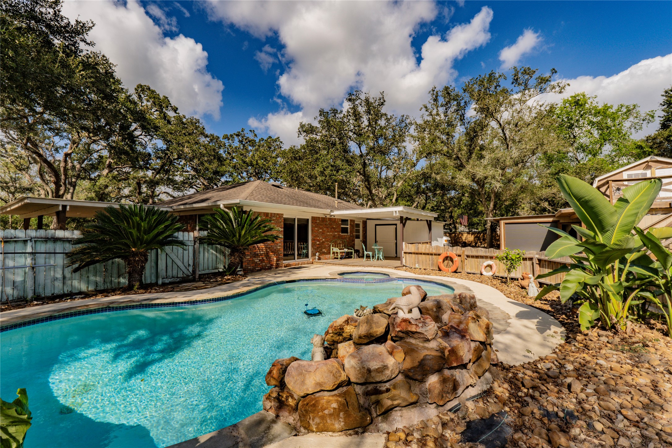 4417 Cherry Street Santa Fe TX 77517