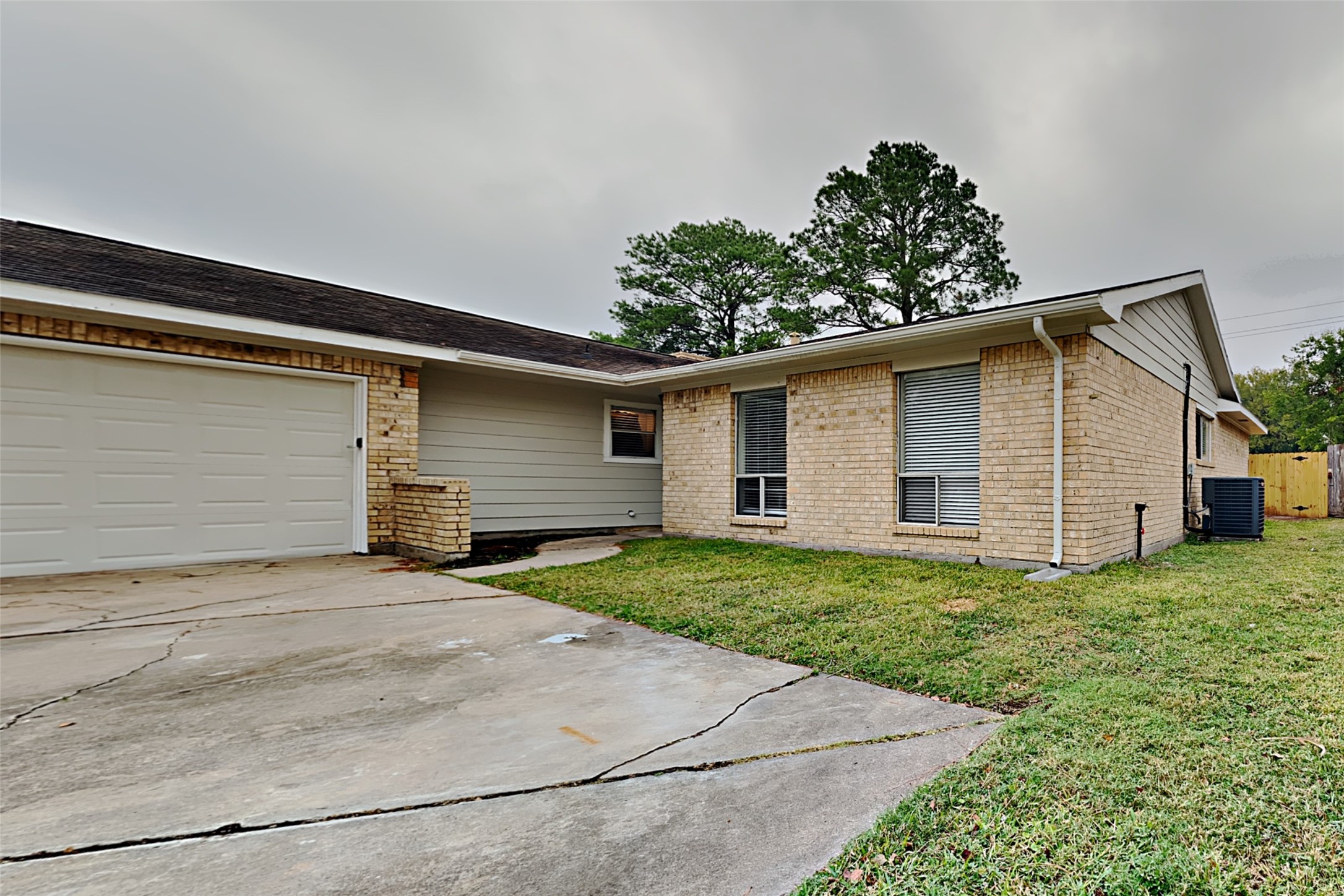 2034 Hilton Head Drive Missouri City TX 77459