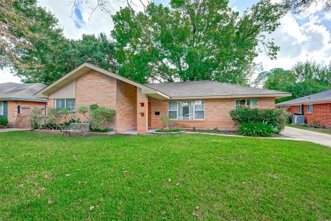 4827 Spellman Road Houston TX 77035