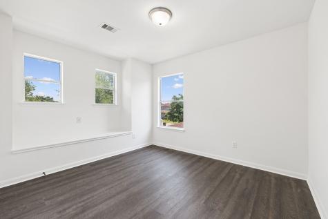 2943 Valiant Scene Court Houston TX 77038
