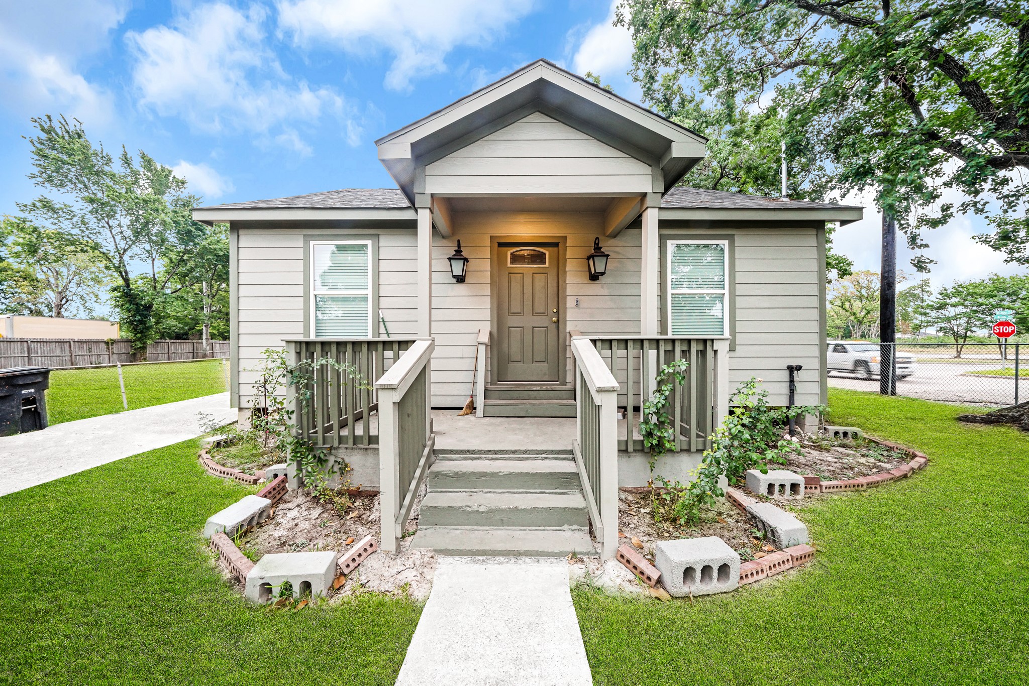 4702 Herschell Street Houston TX 77028