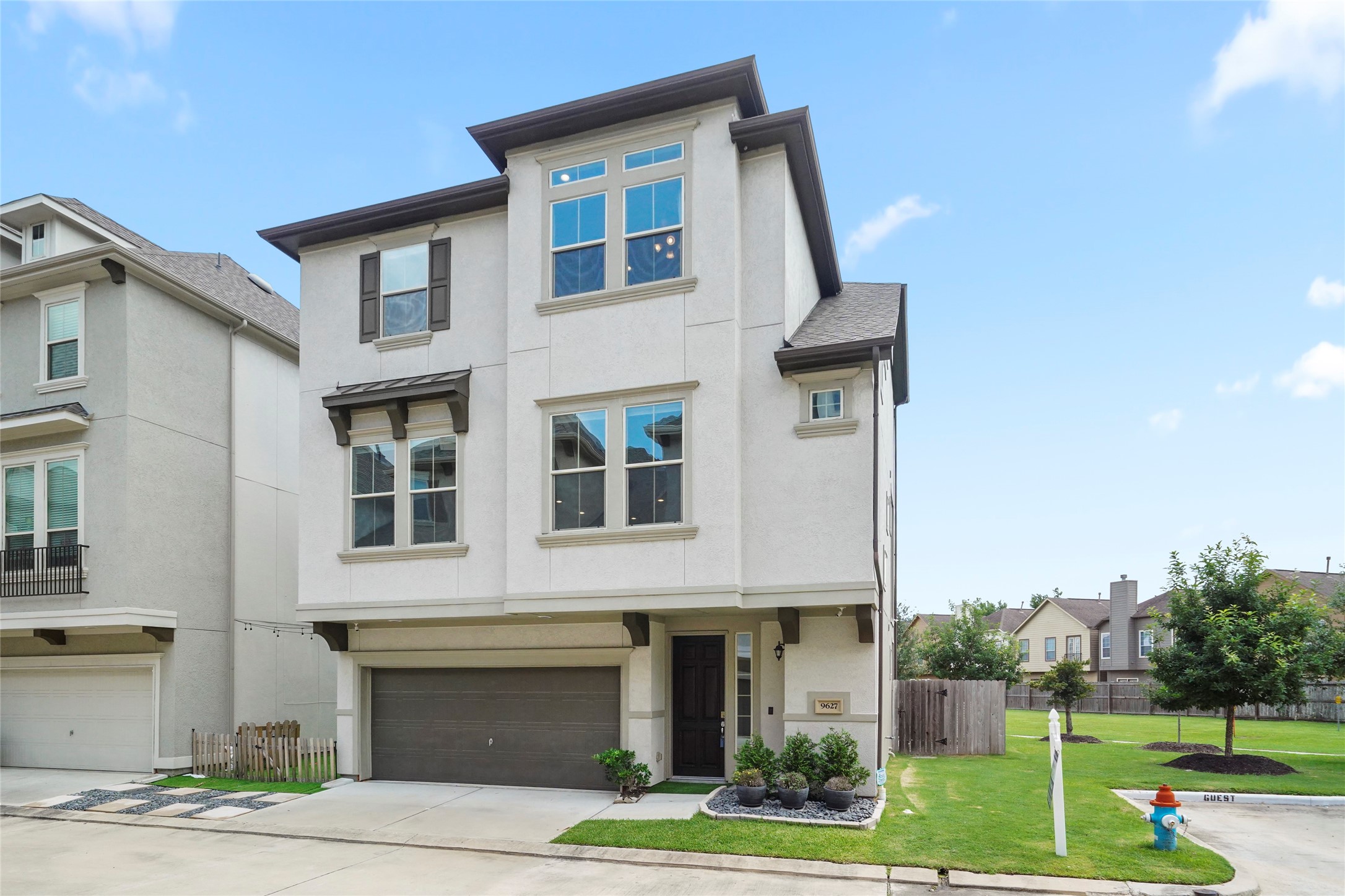 9627 Cambridge Manor Lane Houston TX 77045