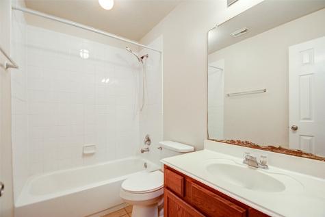5002 Kale Court Houston TX 77066