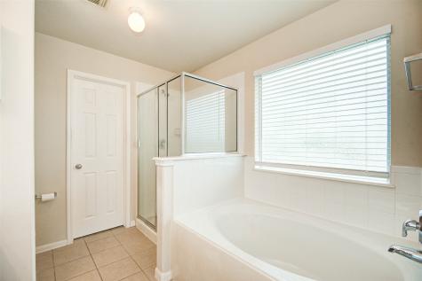5002 Kale Court Houston TX 77066
