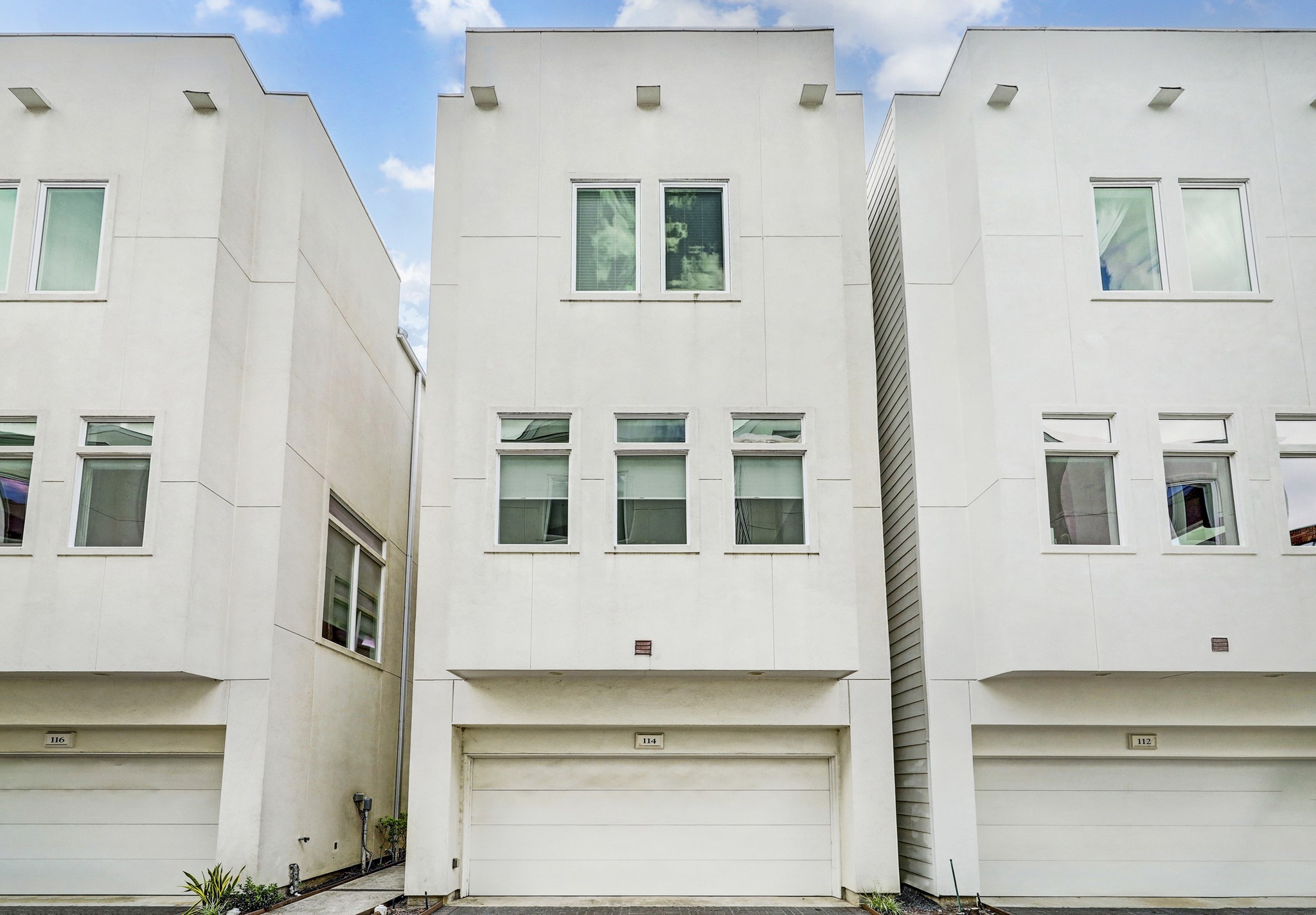 114 Pierce Street Houston TX 77002