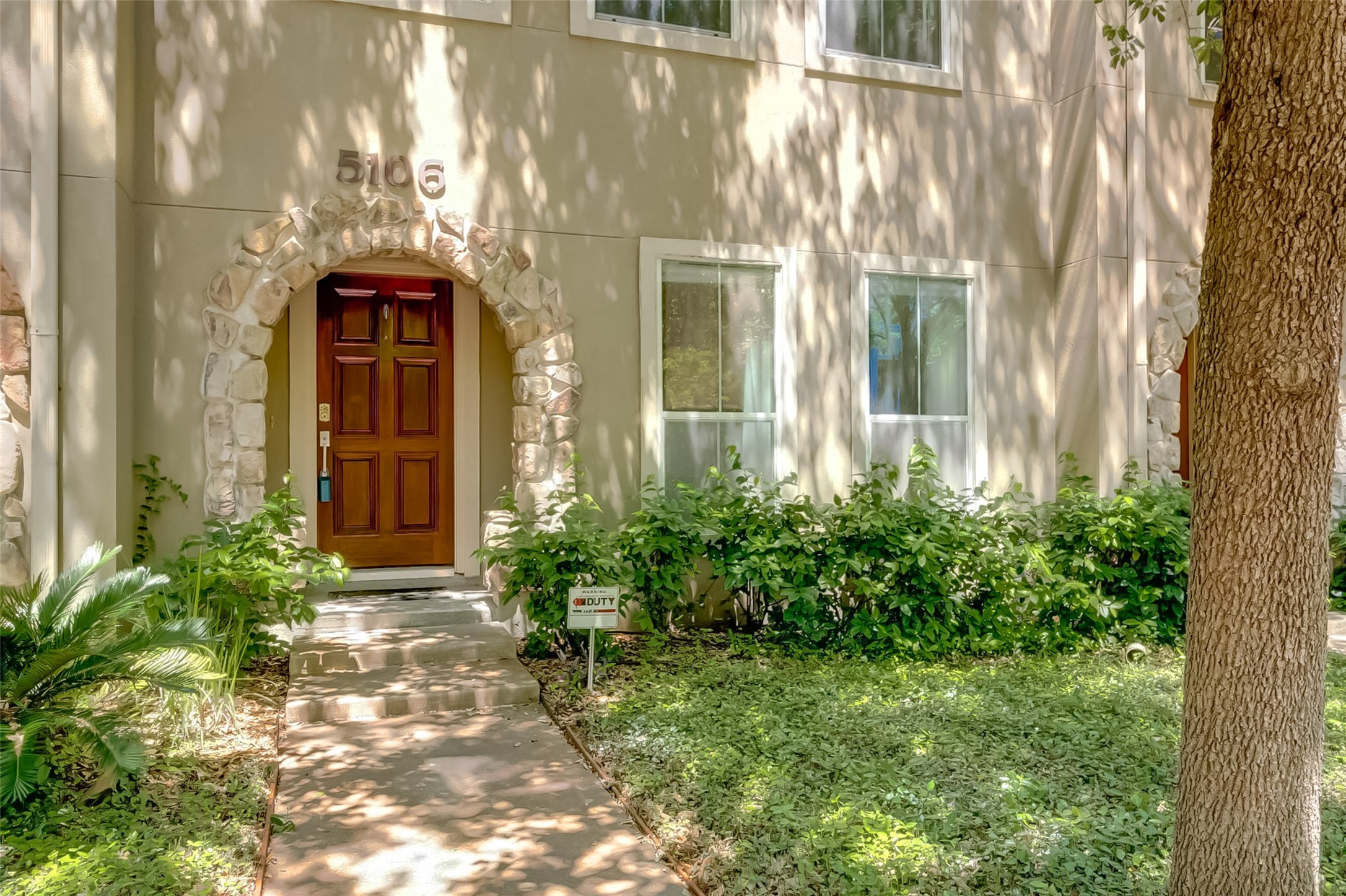 5106 Feagan Street Houston TX 77007