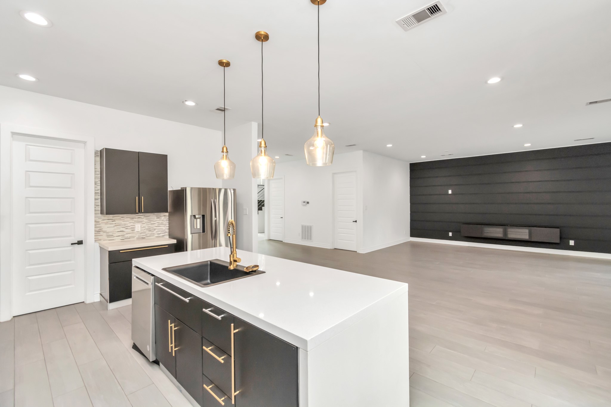 5523 Bertellis Lane Houston TX 77091