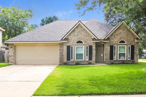 302 Dunford Court Highlands TX 77562