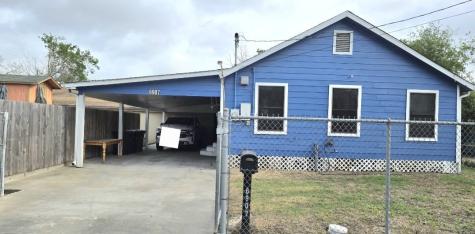 6907 Gainesville Street Houston TX 77020
