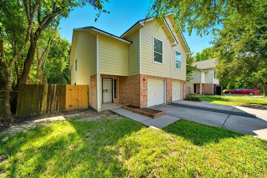 3116 Bolt Street Houston TX 77051