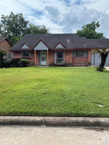 4115 Tidewater Drive Houston TX 77045