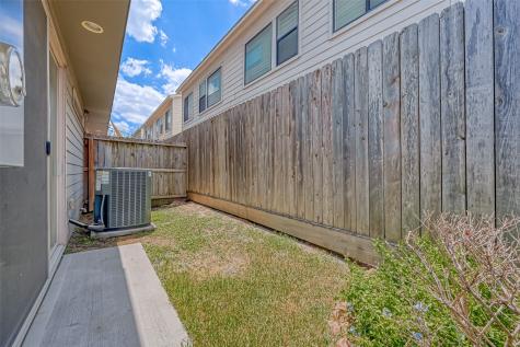 2322 Commerce Street Houston TX 77003