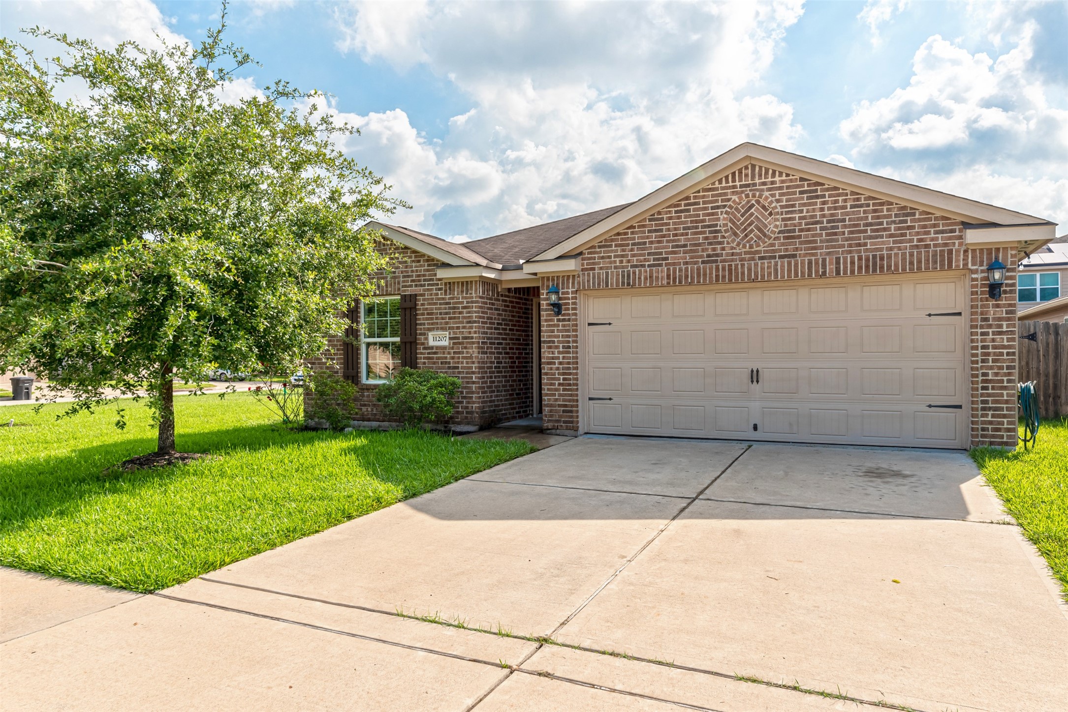 11207 Hall Pines Court Houston TX 77075