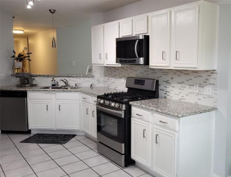 2301 Land Street Pearland TX 77584