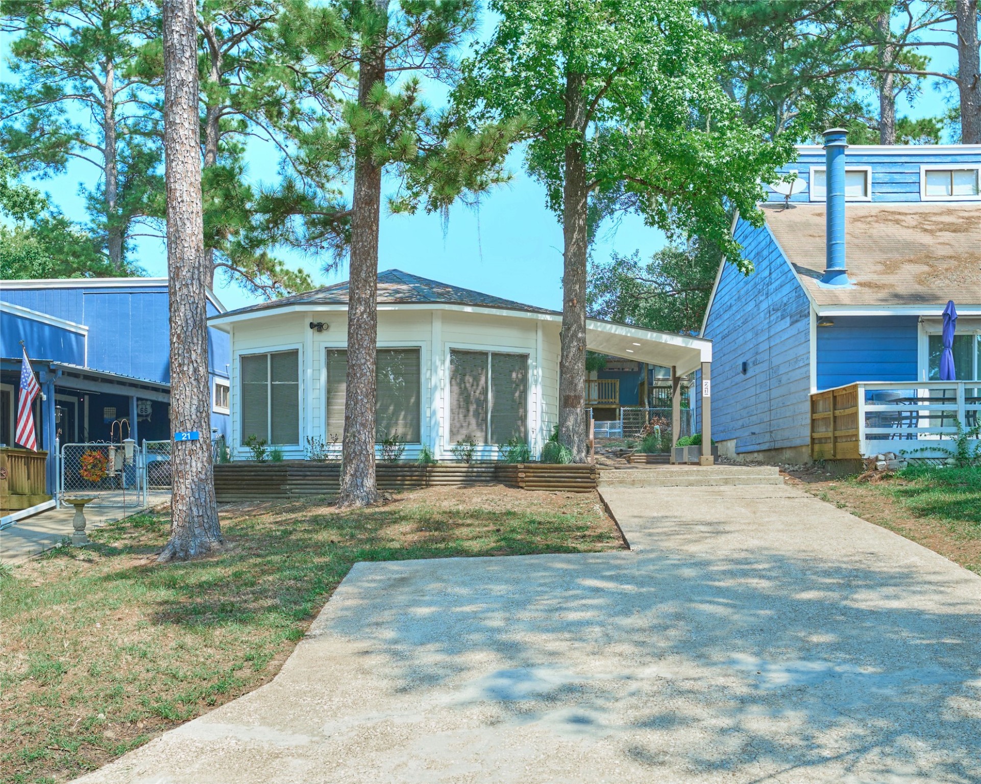 21 Harbour Lane Coldspring TX 77331
