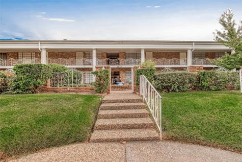 2201 Fountain View Drive 54 Houston TX 77057