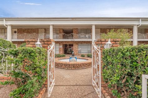 2201 Fountain View Drive 54 Houston TX 77057