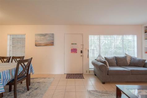 2201 Fountain View Drive 54 Houston TX 77057