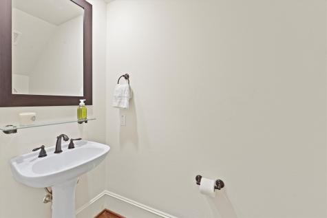 1823 Wrenwood Lakes Houston TX 77043