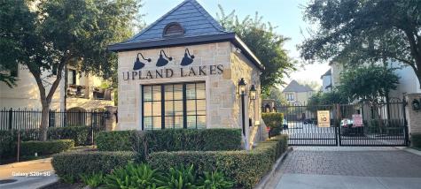 1823 Wrenwood Lakes Houston TX 77043