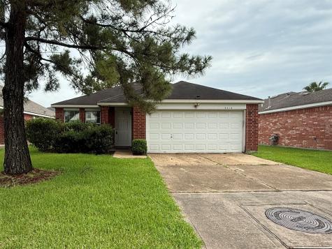 5010 Woodland Meadows Lane Humble TX 77346