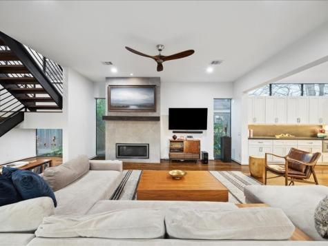 1737 Libbey Drive Houston TX 77018