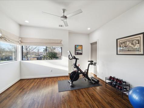 1737 Libbey Drive Houston TX 77018