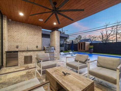 1737 Libbey Drive Houston TX 77018