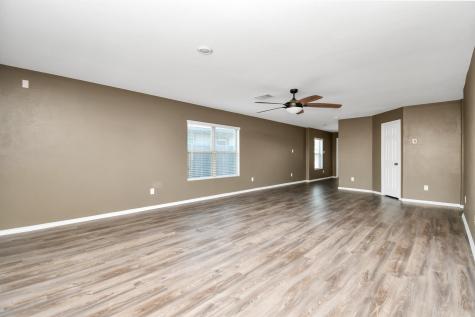 1250 Blue Hazel Court Pinehurst TX 77362
