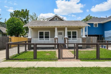 1307 Walton Street Houston TX 77009