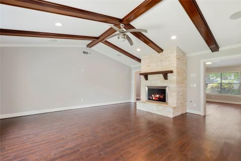 4023 Bayou Grove Drive Seabrook TX 77586