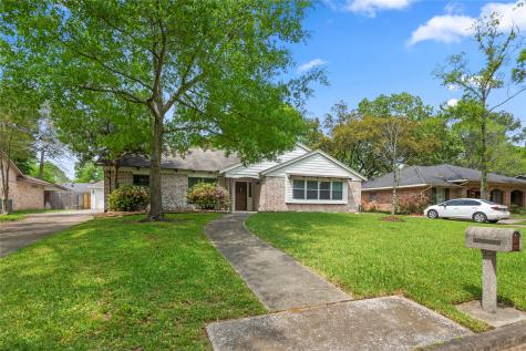 4023 Bayou Grove Drive Seabrook TX 77586
