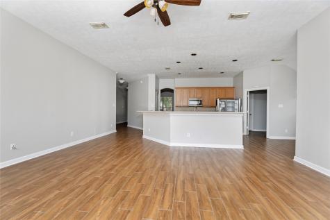 2215 Summit Pass Lane League City TX 77573