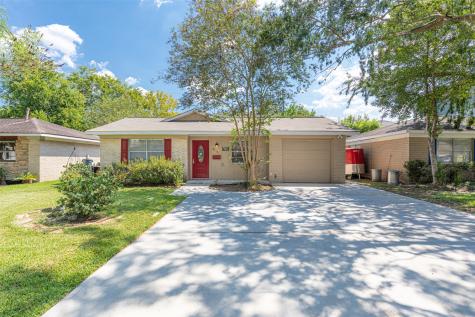 4315 Valerie Street Bellaire TX 77401