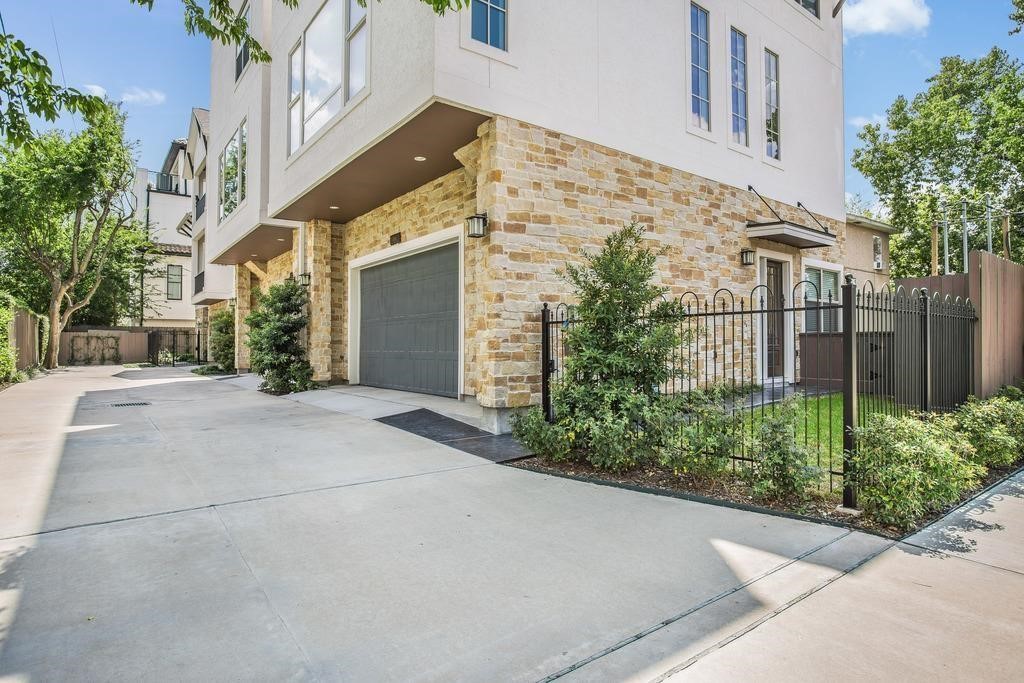 5103 Crawford Street B Houston TX 77004