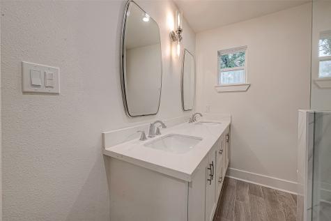 5703 Belmark Street Houston TX 77033