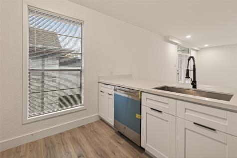 3300 Yorktown Street 15 Houston TX 77056