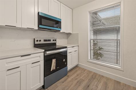 3300 Yorktown Street 15 Houston TX 77056