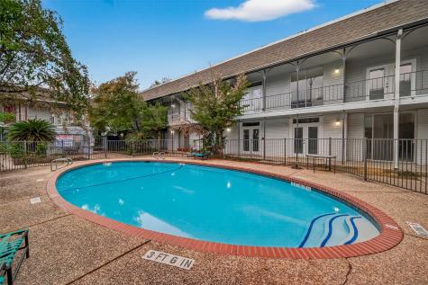 3300 Yorktown Street 15 Houston TX 77056