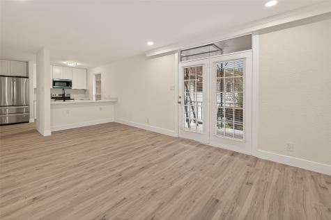 3300 Yorktown Street 15 Houston TX 77056