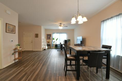 5817 Gaston Street Houston TX 77016