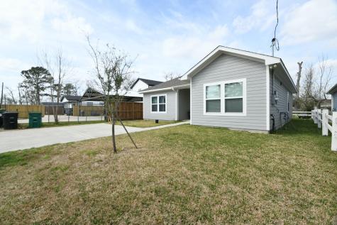 5817 Gaston Street Houston TX 77016