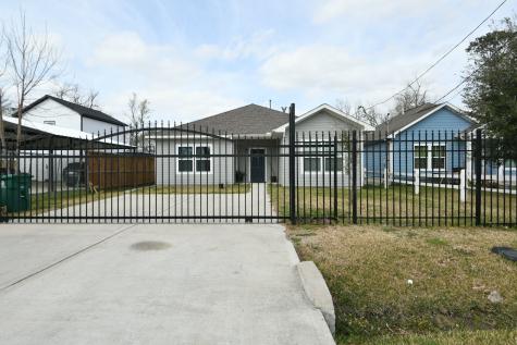 5817 Gaston Street Houston TX 77016