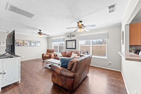 7218 Cool Springs Court Magnolia TX 77354
